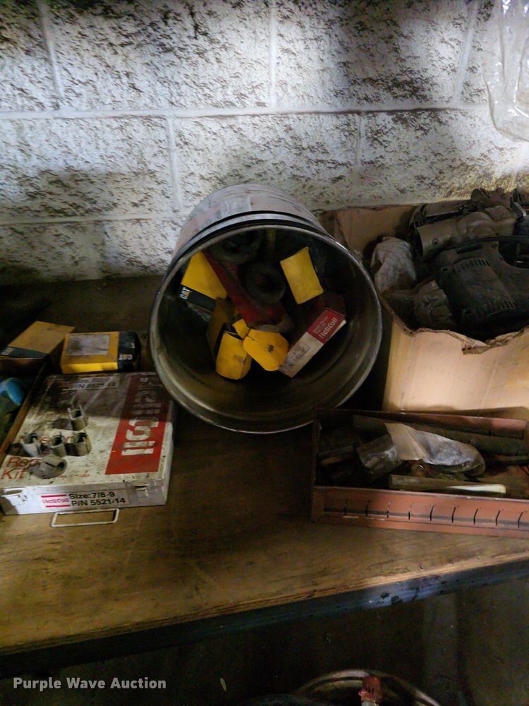 image for item FK1821 Tools