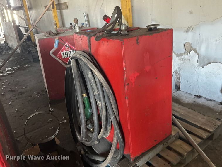 image for item FK1822 Tanks