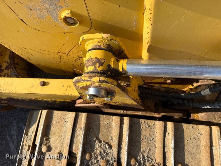 image for item DO8457 2007 Komatsu D37EX-21 dozer