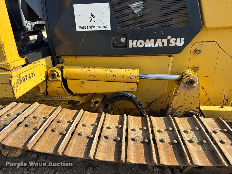 image for item DO8457 2007 Komatsu D37EX-21 dozer