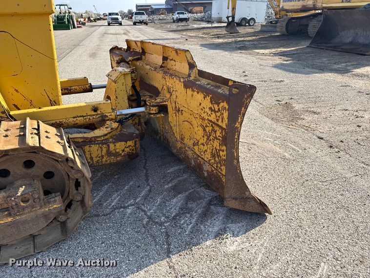 image for item DO8457 2007 Komatsu D37EX-21 dozer