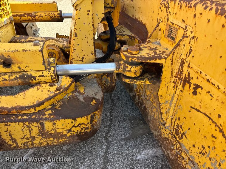 image for item DO8457 2007 Komatsu D37EX-21 dozer