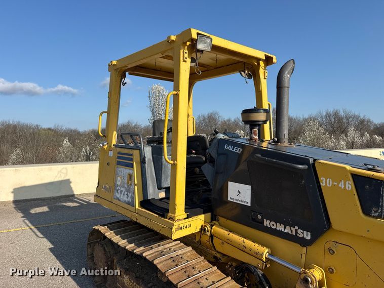 image for item DO8457 2007 Komatsu D37EX-21 dozer