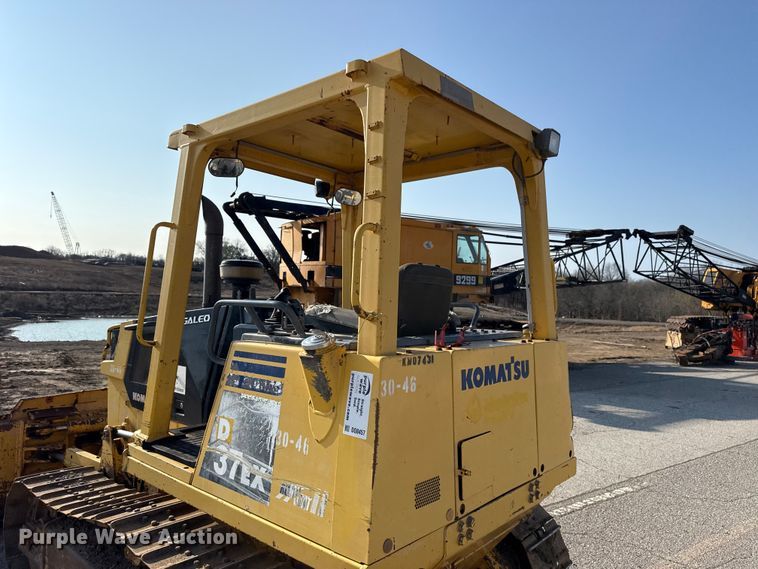 image for item DO8457 2007 Komatsu D37EX-21 dozer