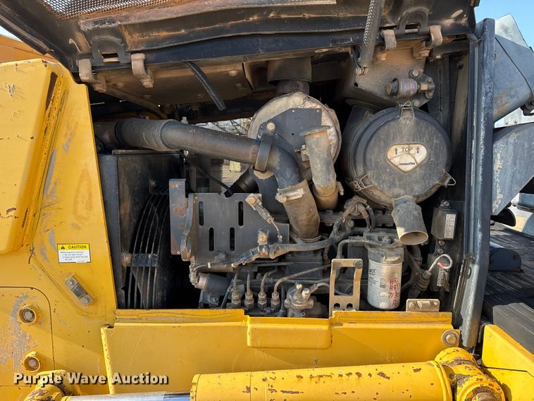 image for item DO8457 2007 Komatsu D37EX-21 dozer