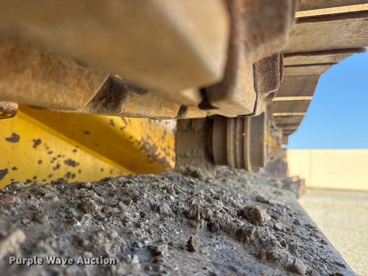 image for item DO8457 2007 Komatsu D37EX-21 dozer