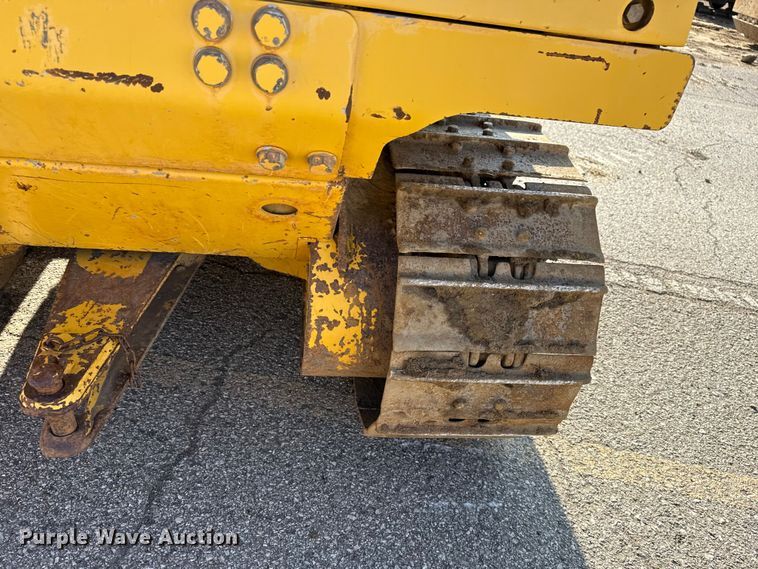 image for item DO8457 2007 Komatsu D37EX-21 dozer