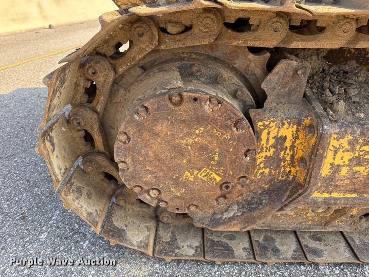 image for item DO8457 2007 Komatsu D37EX-21 dozer