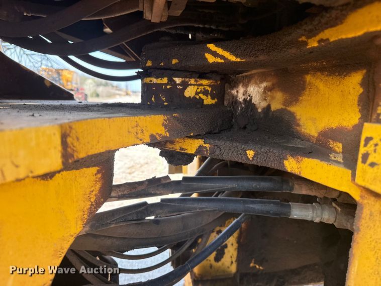 image for item DO8458 2002 Komatsu WA250 wheel loader