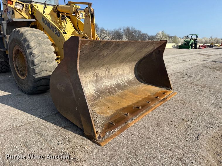 image for item DO8458 2002 Komatsu WA250 wheel loader