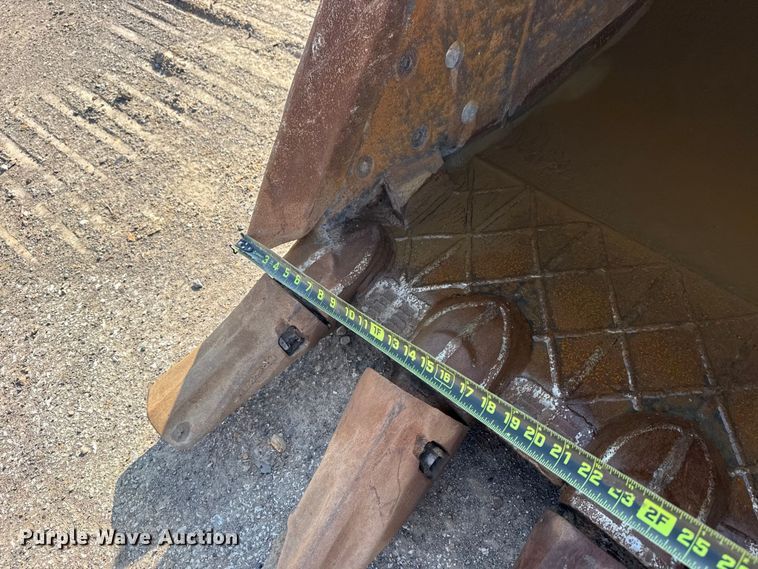 image for item DO8459 2012 Komatsu PC290LC-10 excavator