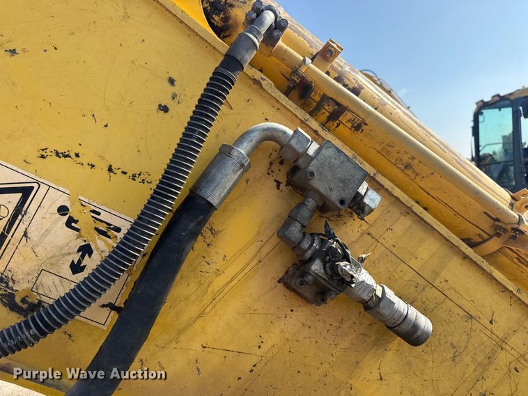 image for item DO8459 2012 Komatsu PC290LC-10 excavator