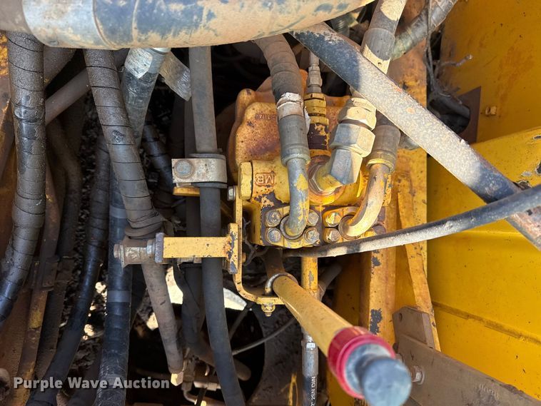 image for item DO8459 2012 Komatsu PC290LC-10 excavator