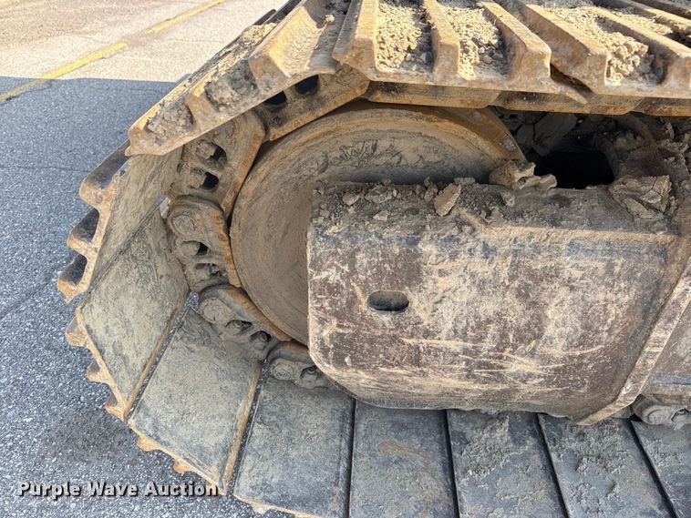 image for item DO8459 2012 Komatsu PC290LC-10 excavator