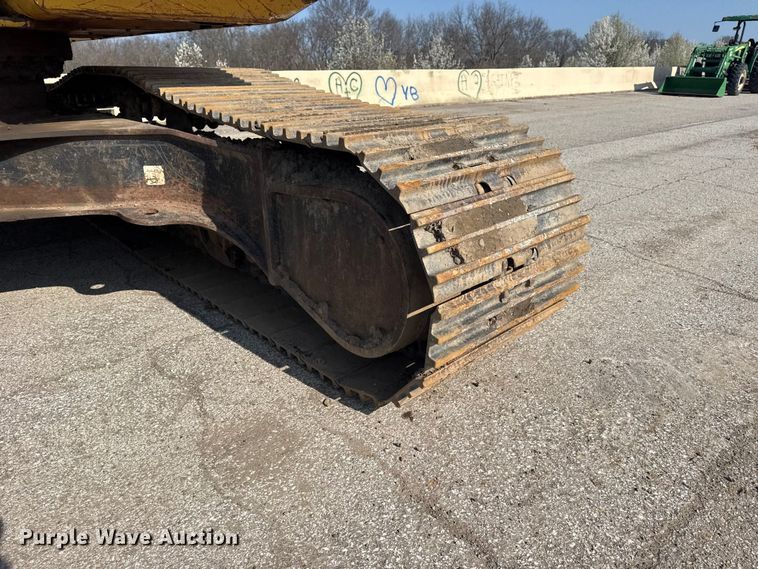 image for item DO8459 2012 Komatsu PC290LC-10 excavator