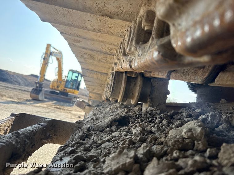 image for item DO8459 2012 Komatsu PC290LC-10 excavator