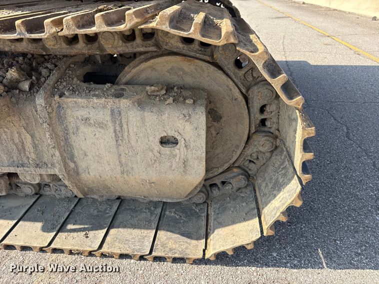 image for item DO8459 2012 Komatsu PC290LC-10 excavator