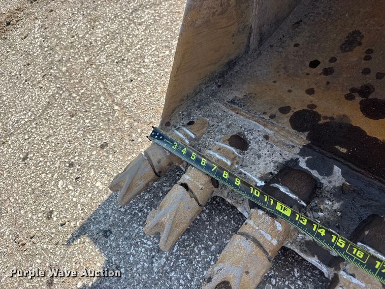 image for item DO8460 2017 Komatsu PC88MR-10 mini excavator