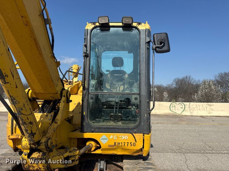 image for item DO8460 2017 Komatsu PC88MR-10 mini excavator