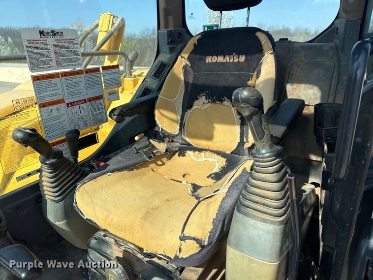 image for item DO8460 2017 Komatsu PC88MR-10 mini excavator