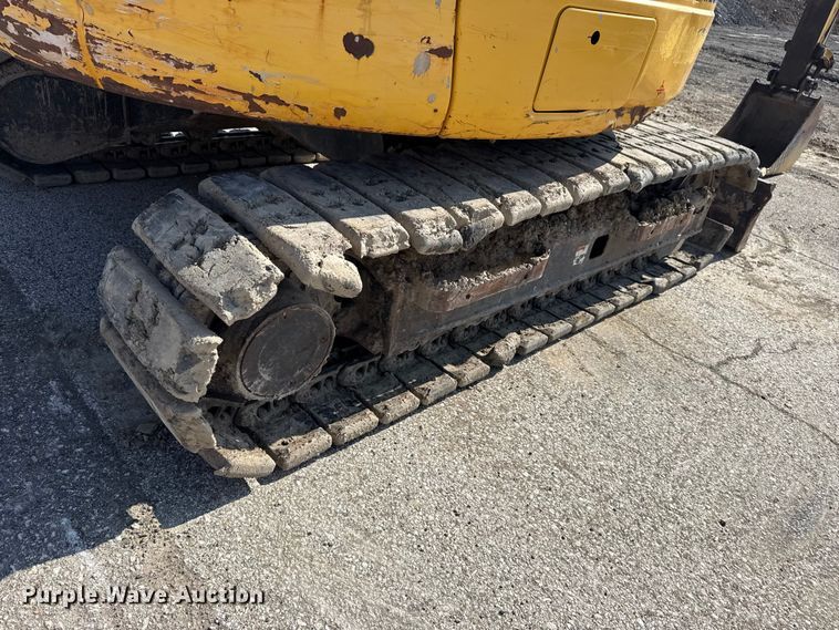 image for item DO8460 2017 Komatsu PC88MR-10 mini excavator