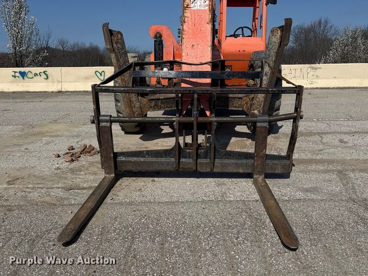 image for item DO8464 JLG Skytrak 10042 telehandler