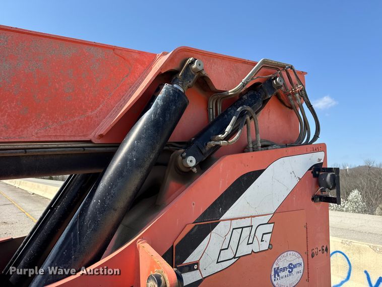 image for item DO8464 JLG Skytrak 10042 telehandler