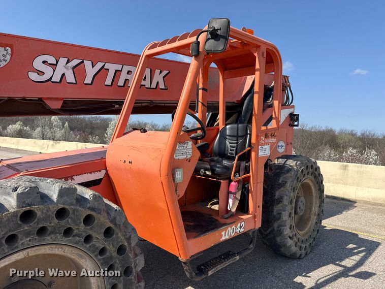 image for item DO8464 JLG Skytrak 10042 telehandler