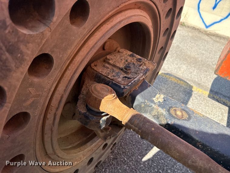 image for item DO8464 JLG Skytrak 10042 telehandler