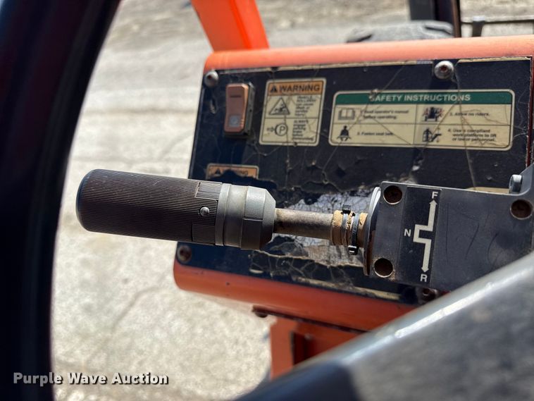 image for item DO8464 JLG Skytrak 10042 telehandler