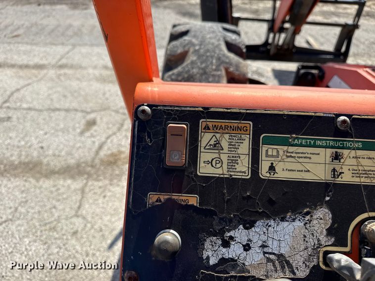 image for item DO8464 JLG Skytrak 10042 telehandler