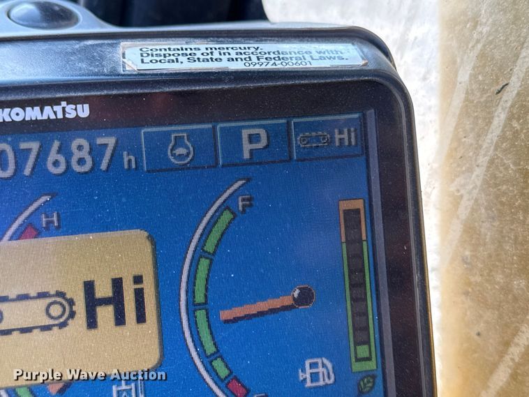 image for item DO8465 2012 Komatsu PC228USLC-8 excavator