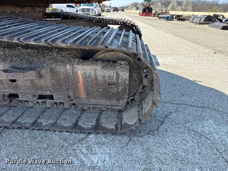 image for item DO8465 2012 Komatsu PC228USLC-8 excavator