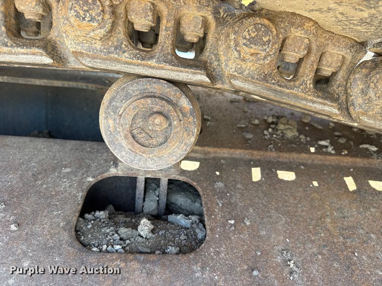 image for item DO8465 2012 Komatsu PC228USLC-8 excavator