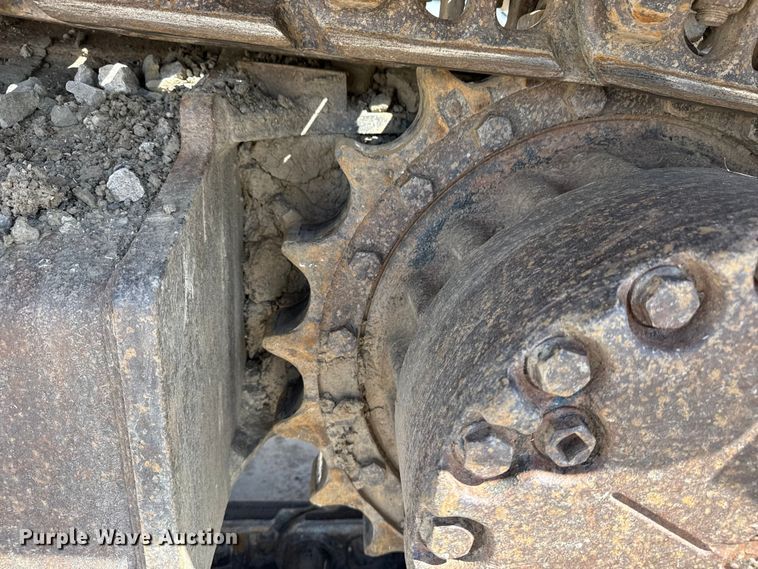 image for item DO8465 2012 Komatsu PC228USLC-8 excavator