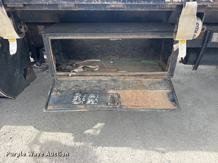 image for item DQ4345 2018 Peterbilt 337 dump flatbed truck