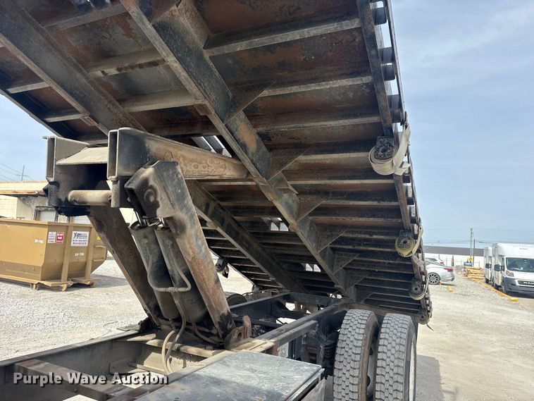 image for item DQ4345 2018 Peterbilt 337 dump flatbed truck