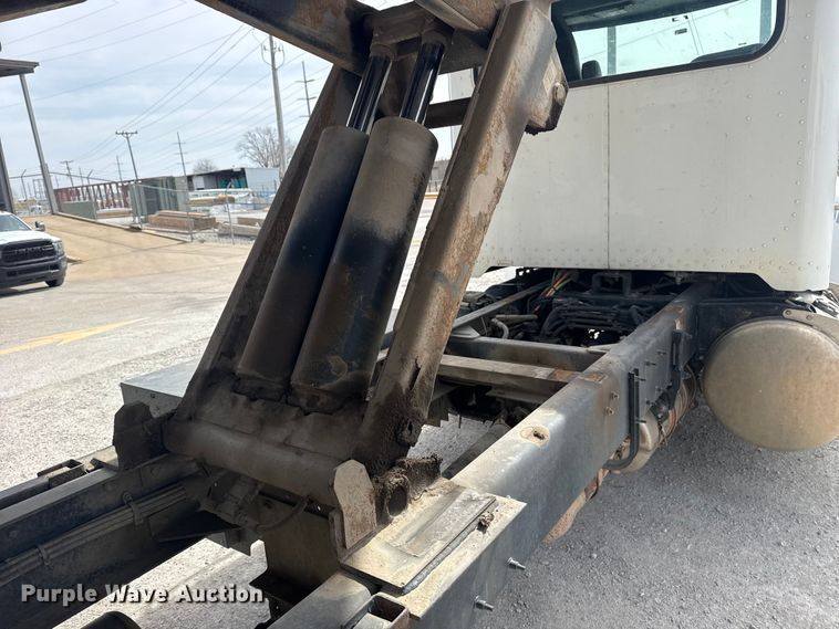 image for item DQ4345 2018 Peterbilt 337 dump flatbed truck