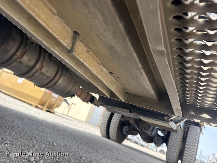 image for item DQ4345 2018 Peterbilt 337 dump flatbed truck