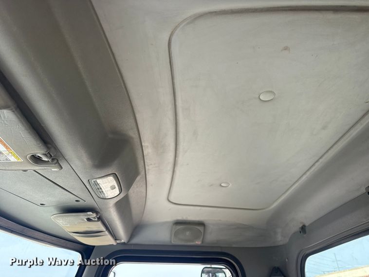 image for item DQ4345 2018 Peterbilt 337 dump flatbed truck