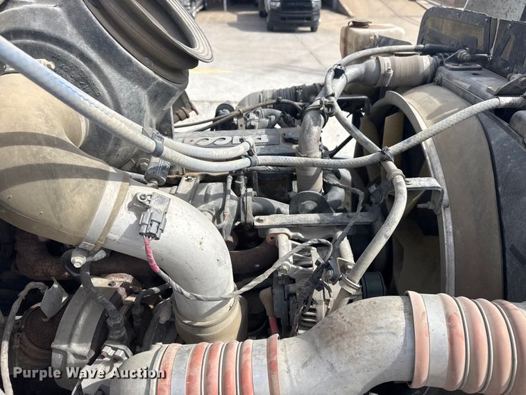 image for item DQ4345 2018 Peterbilt 337 dump flatbed truck