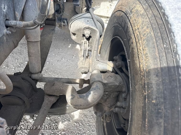 image for item DQ4345 2018 Peterbilt 337 dump flatbed truck