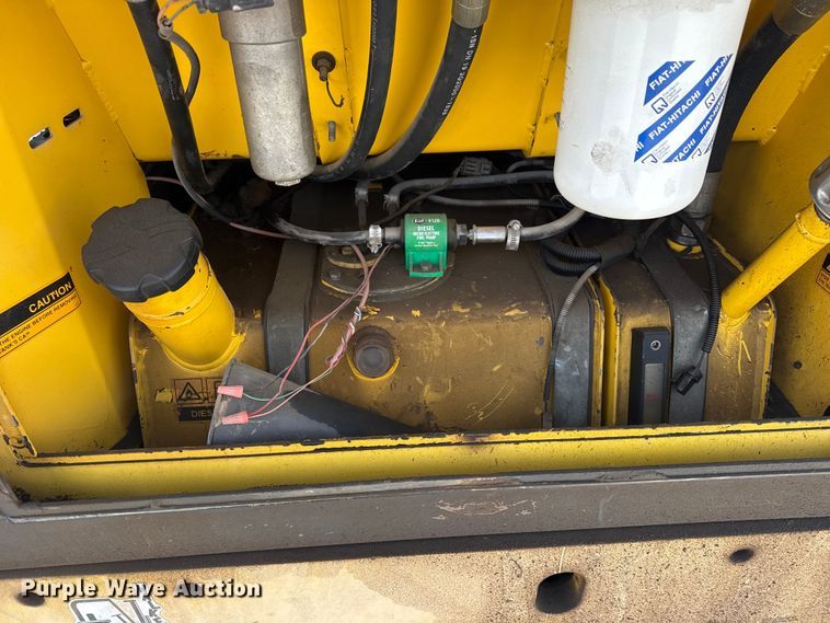 image for item DQ4348 2001 New Holland DC80 dozer