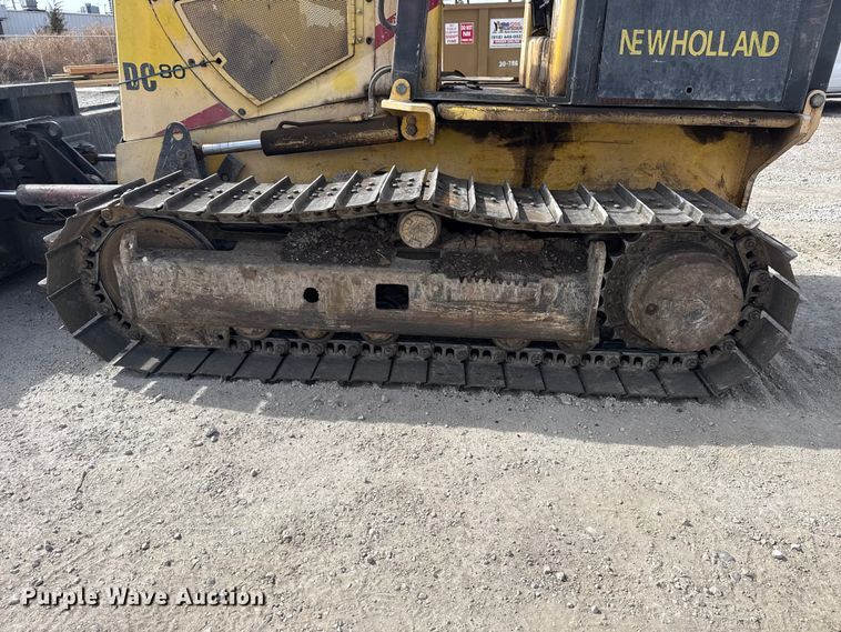 image for item DQ4348 2001 New Holland DC80 dozer