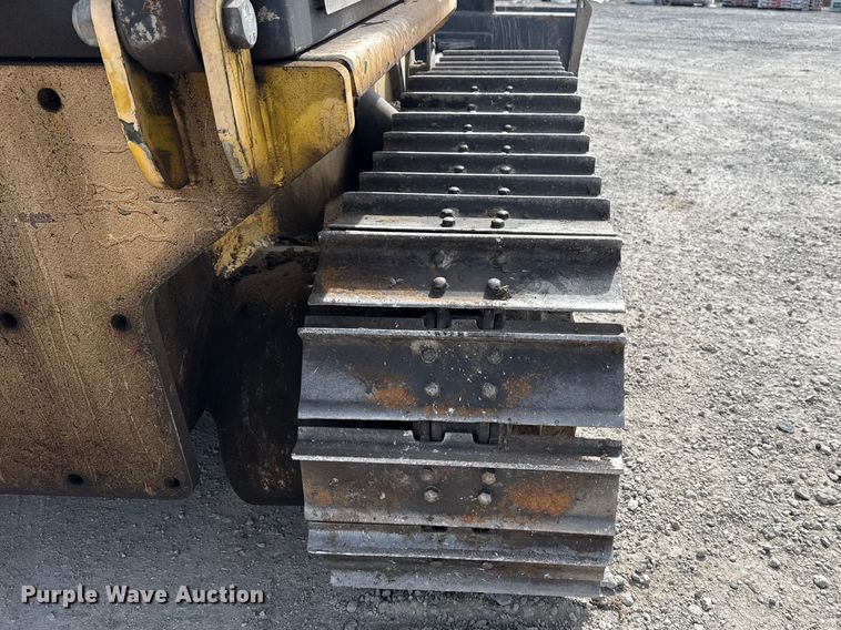 image for item DQ4348 2001 New Holland DC80 dozer