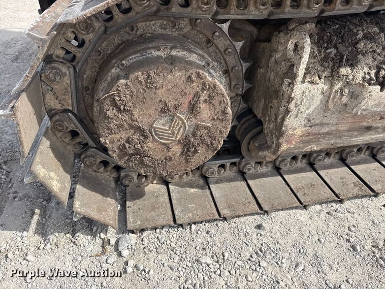 image for item DQ4348 2001 New Holland DC80 dozer