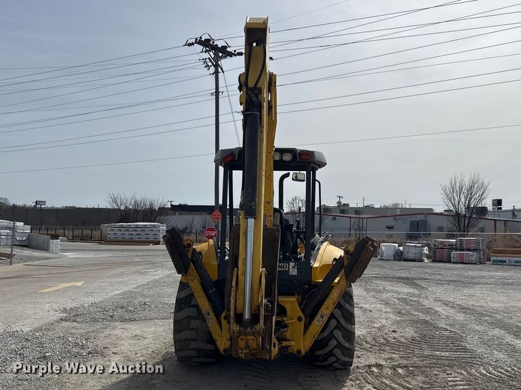 image for item DQ4349 2008 New Holland B110B backhoe