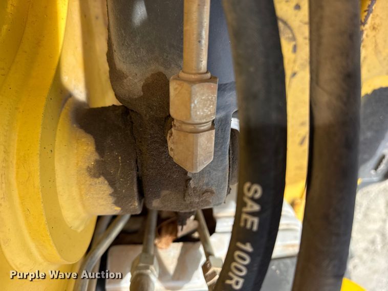 image for item DQ4349 2008 New Holland B110B backhoe