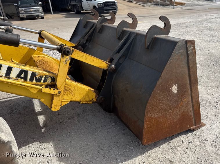 image for item DQ4349 2008 New Holland B110B backhoe