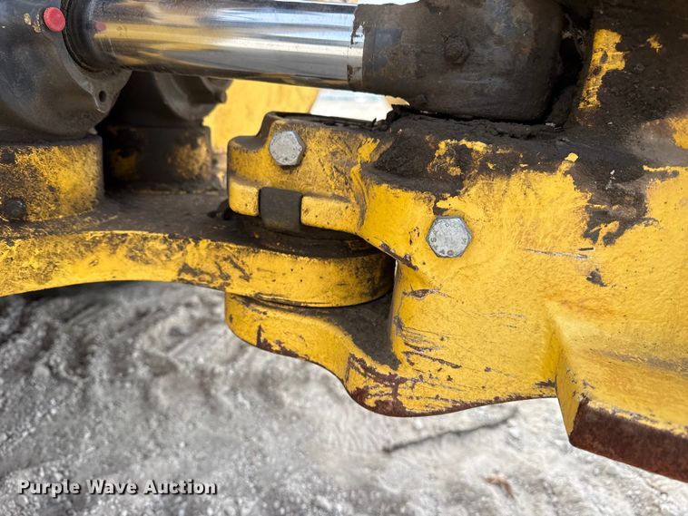 image for item DQ4349 2008 New Holland B110B backhoe